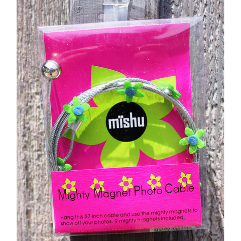 Image of Green Flower My Mighty Magnet System - The simple and creative way to display pictures, cards or whatever matters to you using super strong Mighty Magnets.