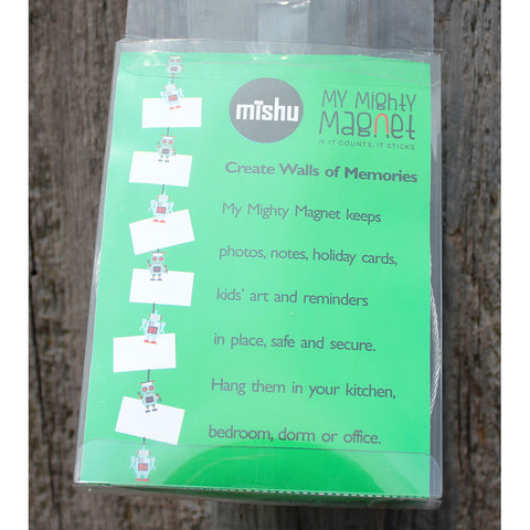 Image of Robots My Mighty Magnet System - The simple and creative way to display pictures, cards or whatever matters to you using super strong Mighty Magnets.