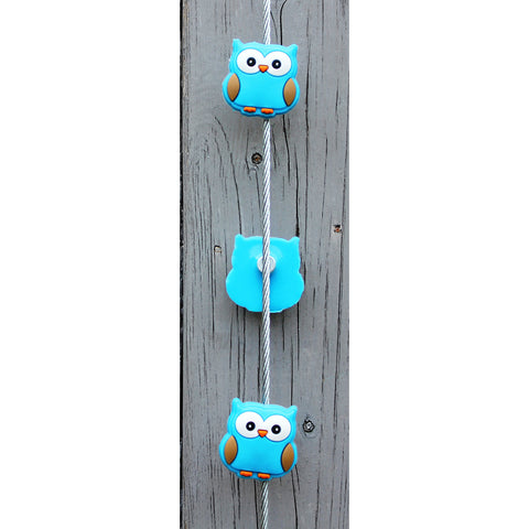 Image of Blue Owl  My Mighty Magnet System - The simple and creative way to display pictures, cards or whatever matters to you using super strong Mighty Magnets.