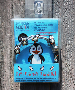 Penguin My Mighty Magnet My Mighty Magnet System - The simple and creative way to display pictures, cards or whatever matters to you using super strong Mighty Magnets.